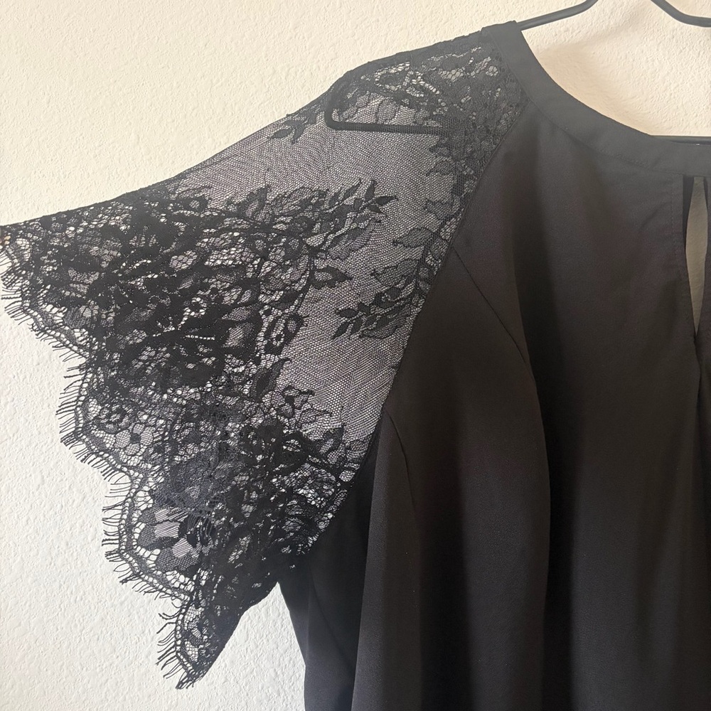 Torrid Black Lace Sleeve Fit and Flare Top (3) - Picture 4 of 9